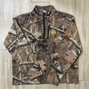 Camo Under Amour Boys Medium Pull Over Half Zipped Crewneck